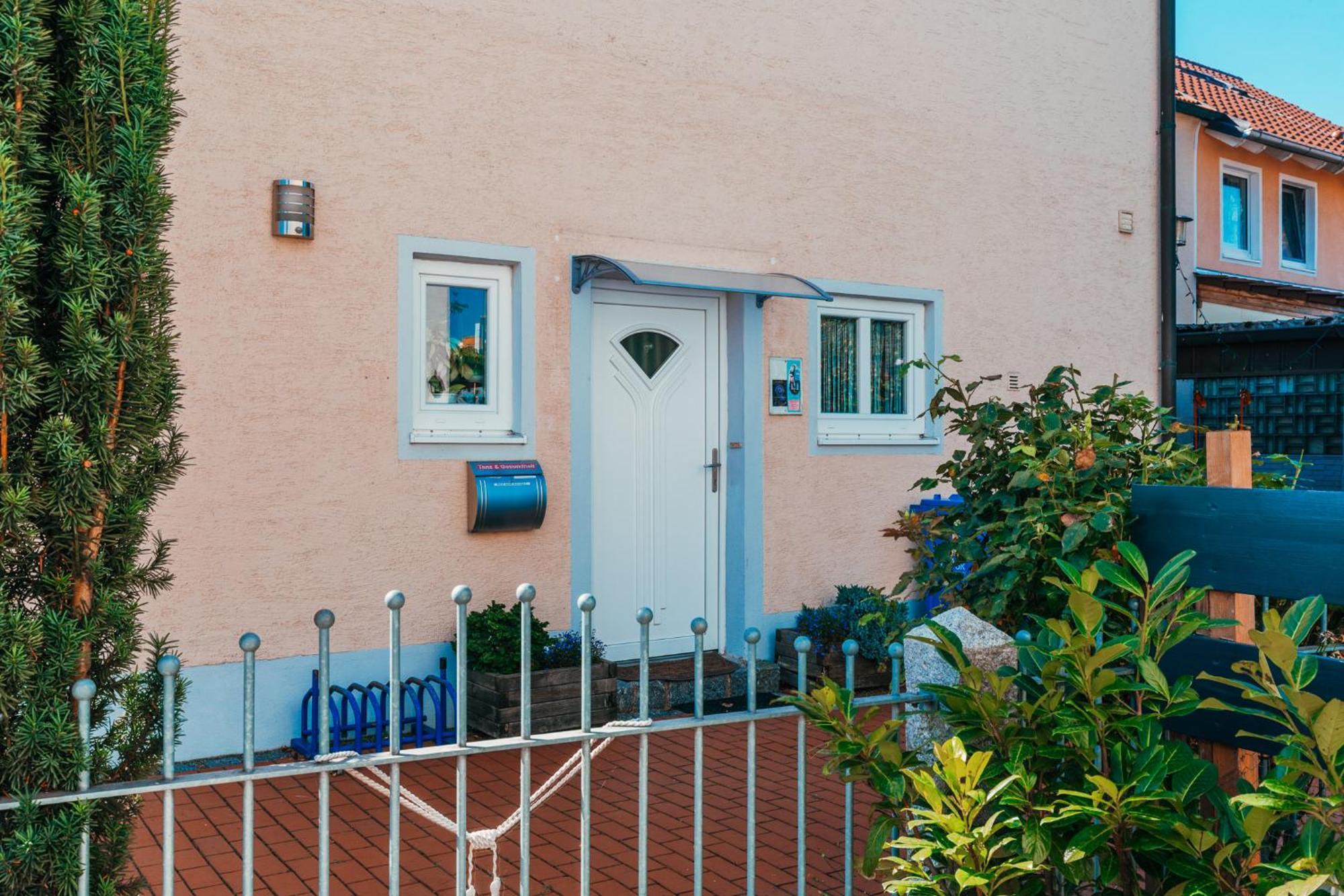 G.A.D.D Ferienwohnung/Glueck An Der Donau Straubing Extérieur photo